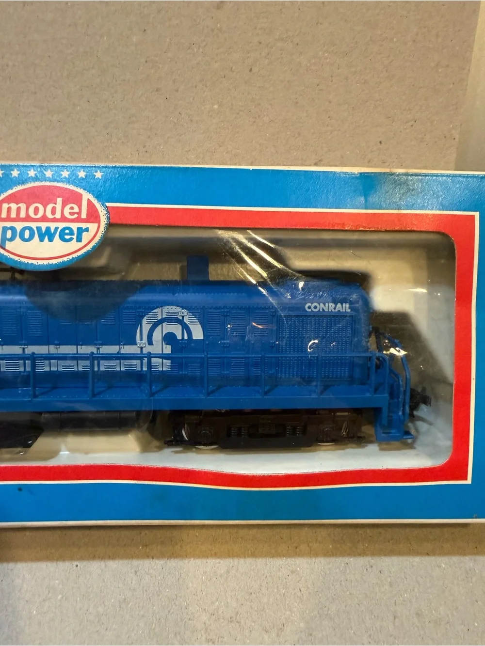 HO Scale Model Power, Alco RS-2 Diesel Locomotive, Conrail # 8416 - 6845 New